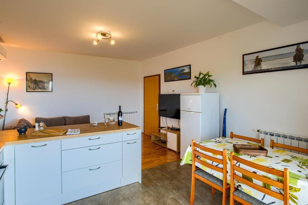 Sun&Sea Apartments Medulin A4 外观 照片